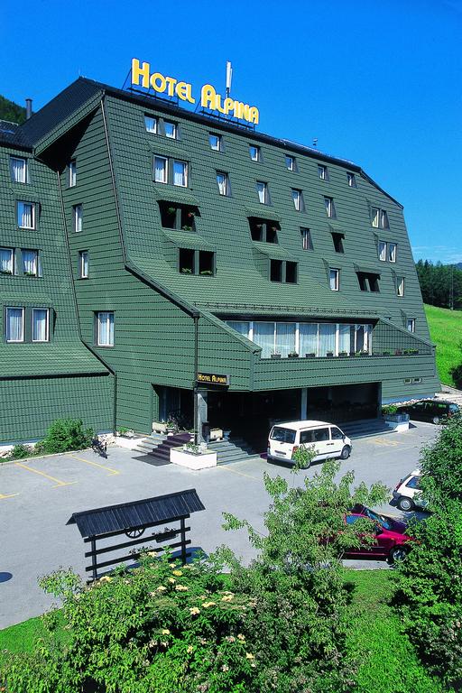 Hotel Alpina, Kranjska Gora, Slovenija | MountVacation.si