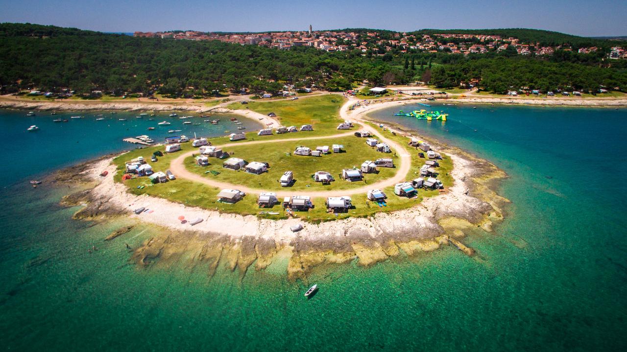 Arena Stupice Mobile Homes in Pula, Kroatien MountVacation.de