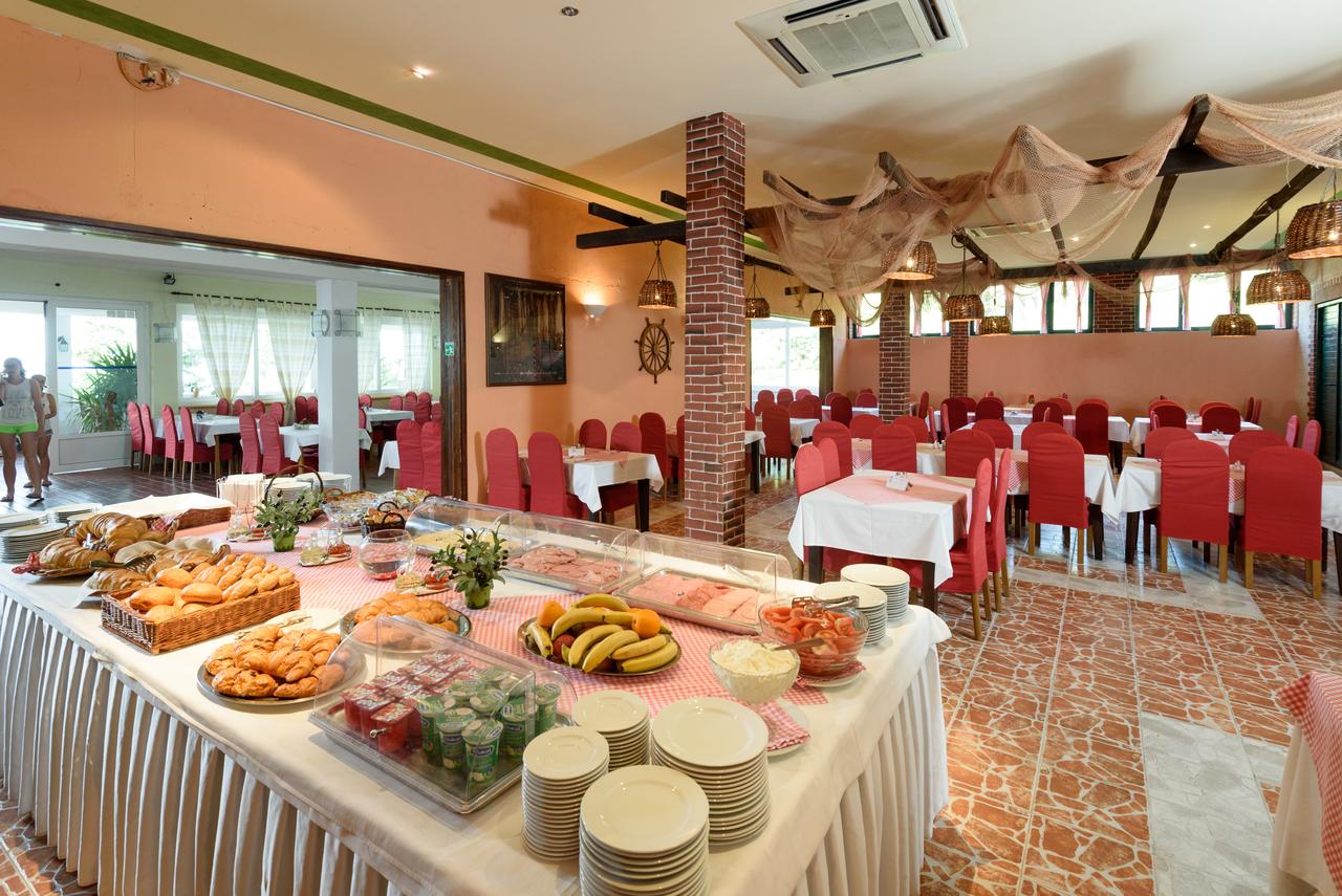 Apartments Medena in Trogir, Croatia MountVacation.co.uk