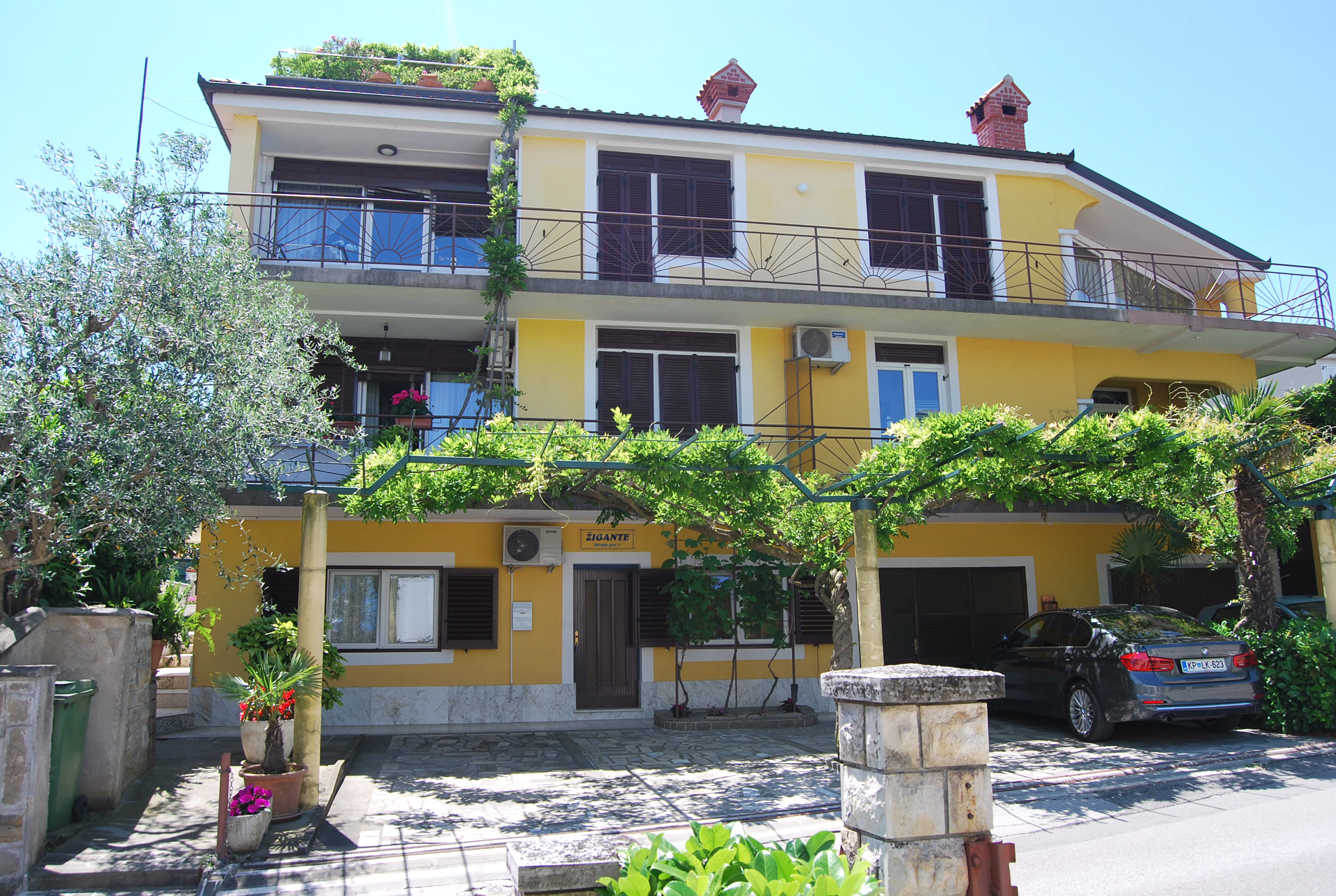 Apartments Izola, Izola, Slovenija MountVacation.si