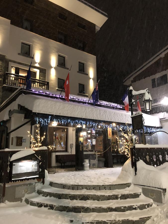 Cervinia Италия горнолыжный курорт