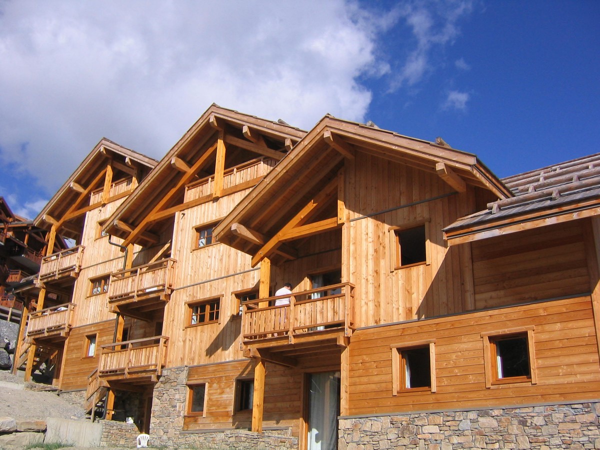 Chalet Dame Blanche in Puy Saint Vincent, France MountVacation.co.uk