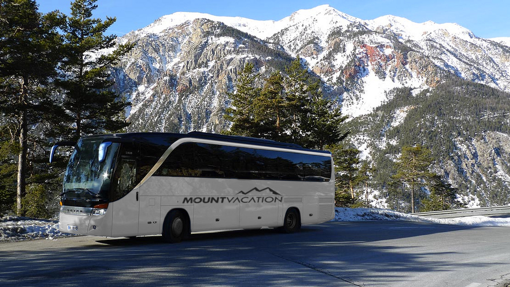  | MountVacation.si Ski Bus