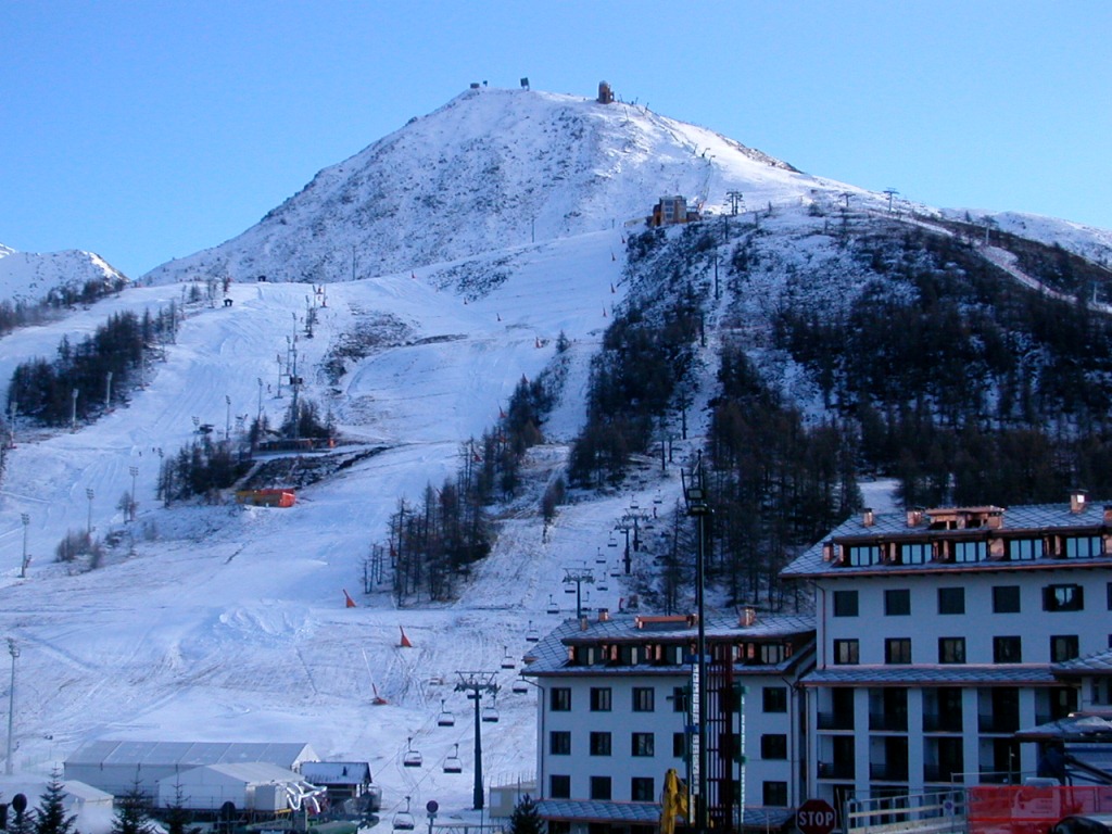 Skijalište Sestriere skijaški odmor na destinaciji Sestriere