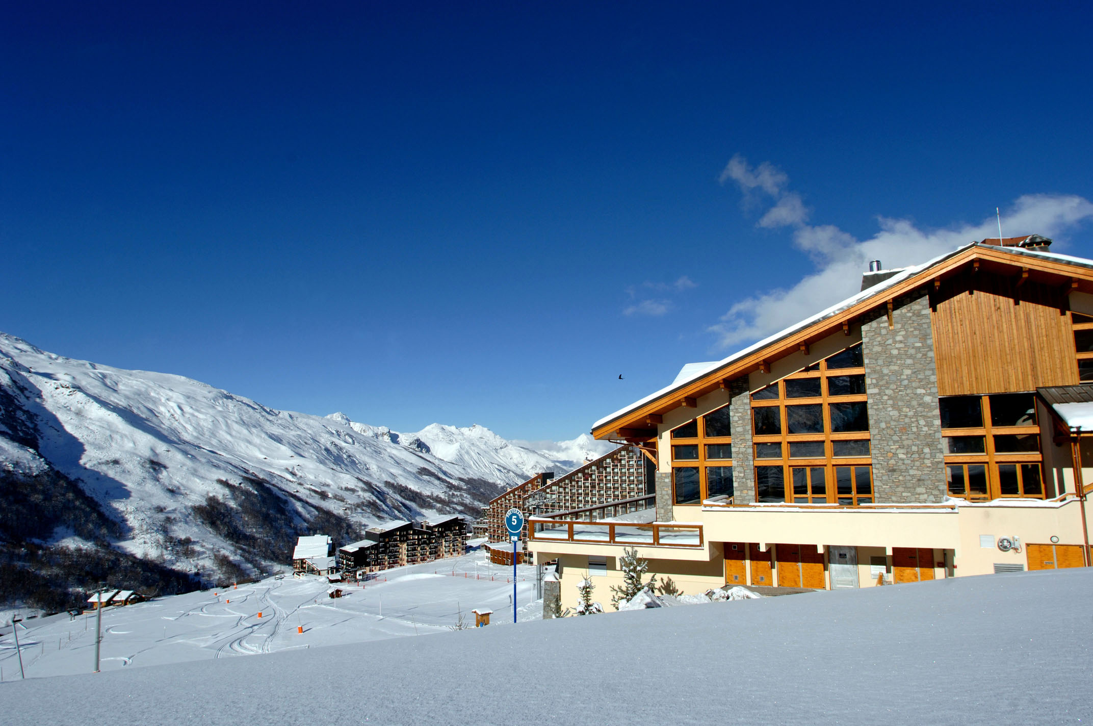 Hôtel & Appartement Les Menuires Offre Spéciale & Package Ski